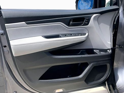 Used 2019 Honda Odyssey EX-L image 21