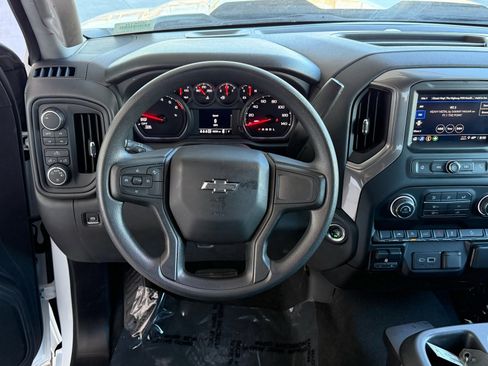 Used 2025 Chevrolet Silverado 1500 Custom Trail Boss w/ LPO, Dark Essentials Package image 14