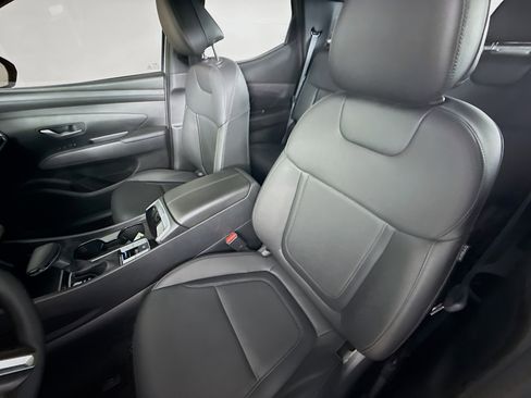 Used 2025 Hyundai Santa Cruz SEL image 25