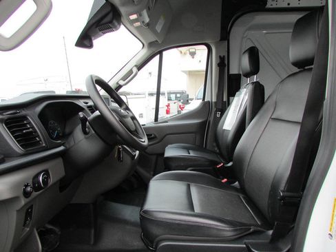 Used 2022 Ford Transit 250 148 High Roof Extended image 12