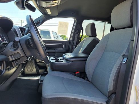 Used 2024 RAM 3500 Big Horn image 11