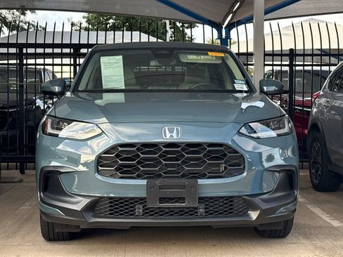 Used 2025 Honda HR-V LX image 2