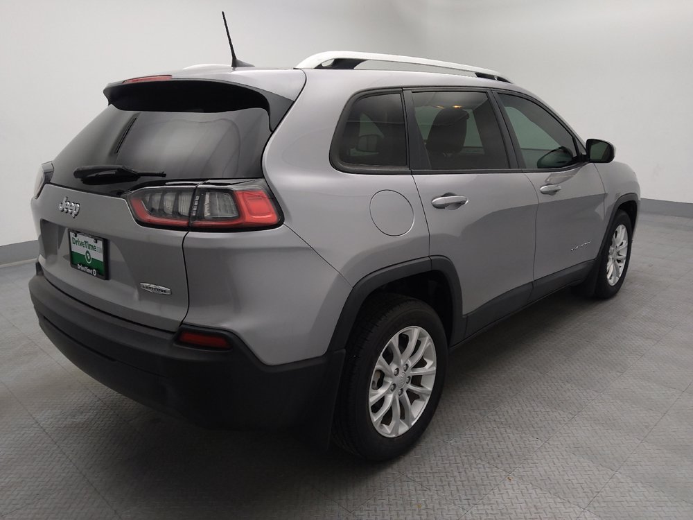Used 2020 Jeep Cherokee Latitude FWD image 9