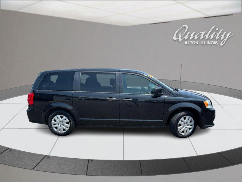 Used 2019 Dodge Grand Caravan SE FWD image 3