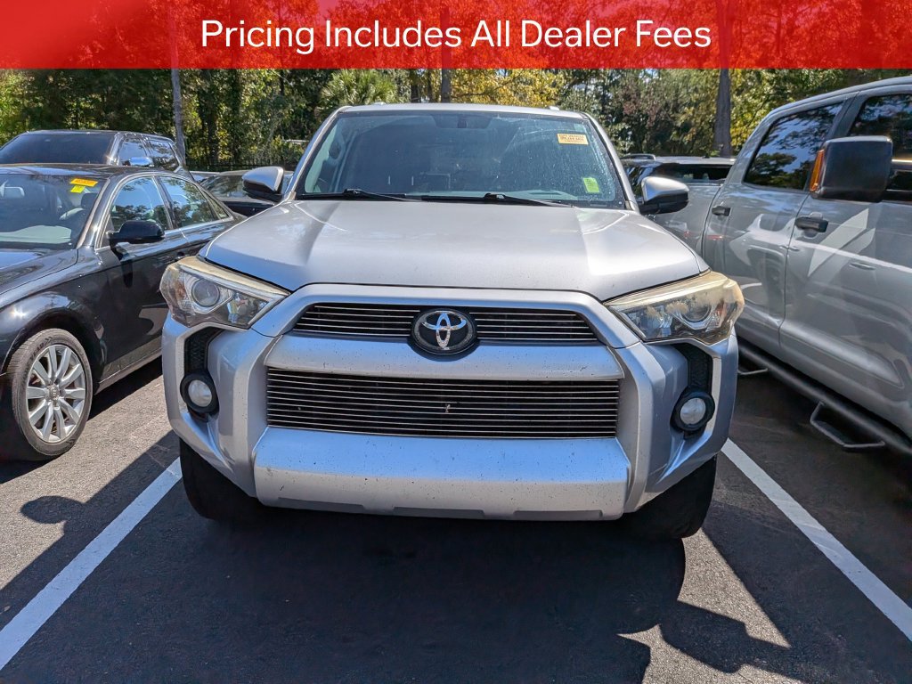 Used 2016 Toyota 4Runner SR5 RWD image 2