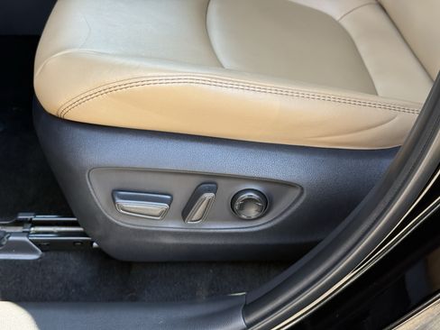 Certified 2025 Toyota RAV4 XLE Premium AWD/4WD image 20