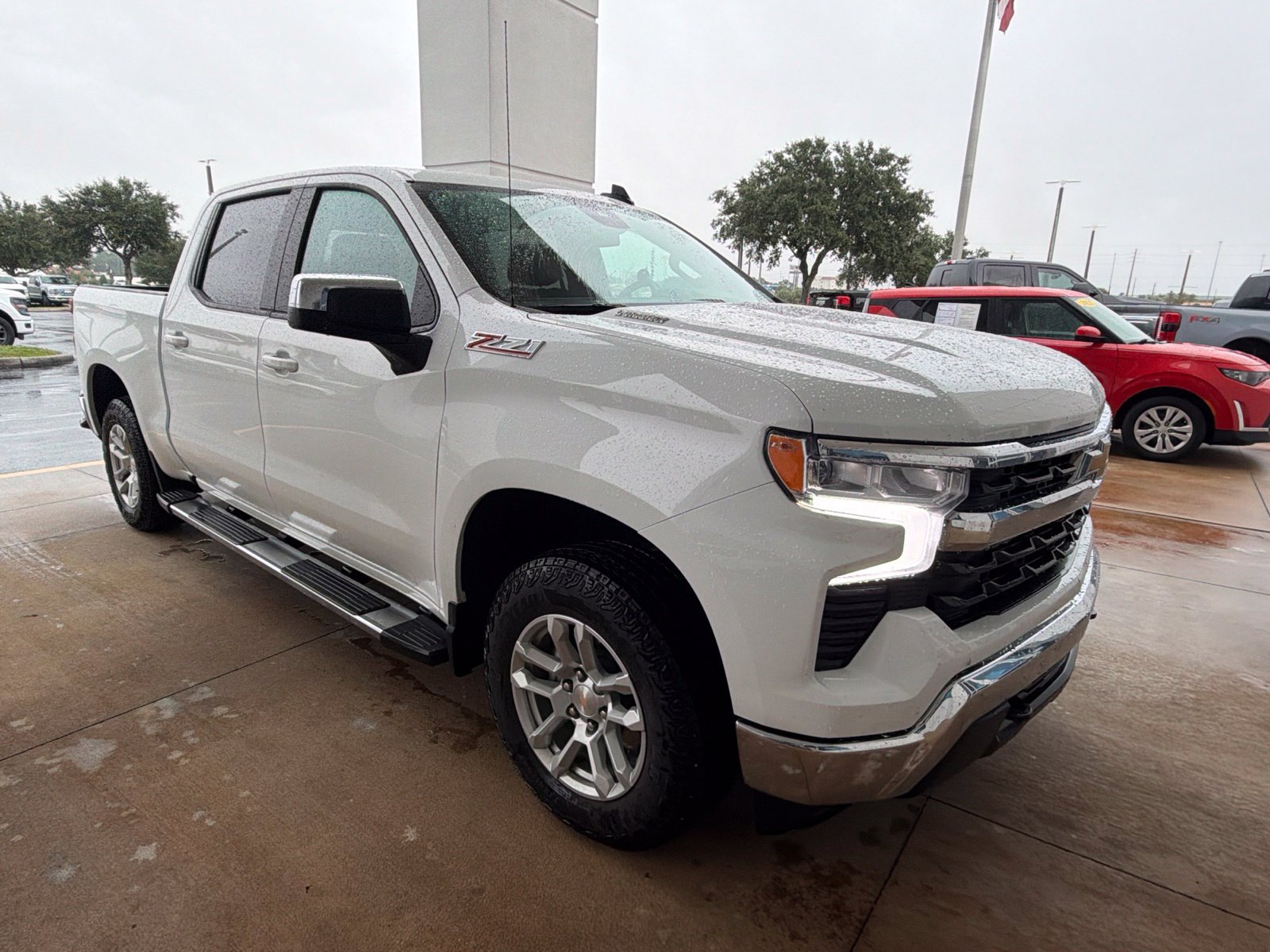 Used 2026 Chevrolet Silverado 1500 LT AWD/4WD image 1