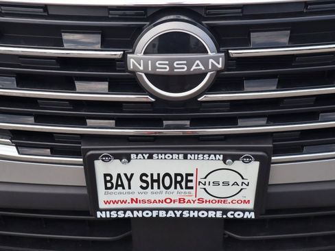 Certified 2025 Nissan Rogue SV AWD/4WD image 35