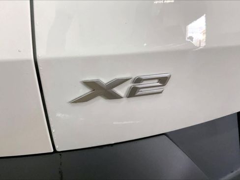 Used 2025 BMW X2 xDrive28i w/ Technology Package image 11