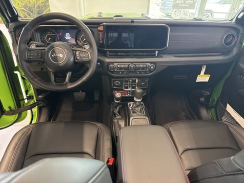 New 2026 Jeep Wrangler Unlimited Rubicon 392 w/ Quick Order Package 27X Moab AWD/4WD image 15