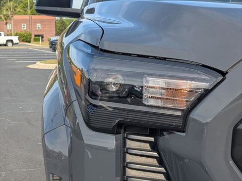 Certified 2025 Toyota Tacoma SR image 10