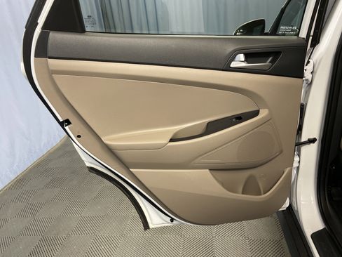 Used 2019 Hyundai Tucson SE image 23