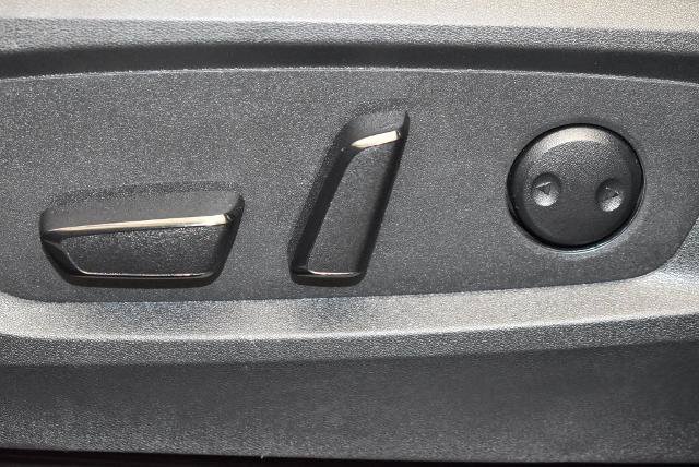 Certified 2025 Nissan Pathfinder SV FWD image 13