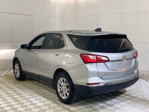 Used 2019 Chevrolet Equinox LT w/ Driver Convenience Package image 19