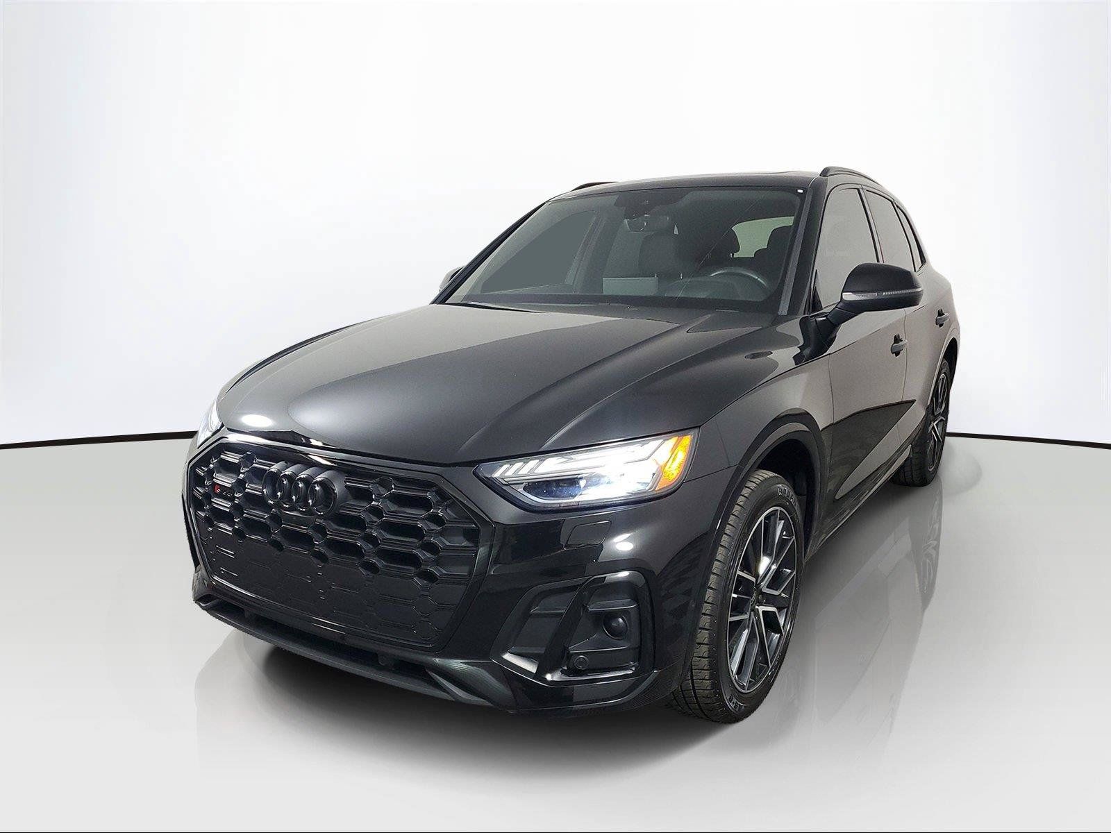 Used 2023 Audi SQ5 Prestige AWD/4WD image 3