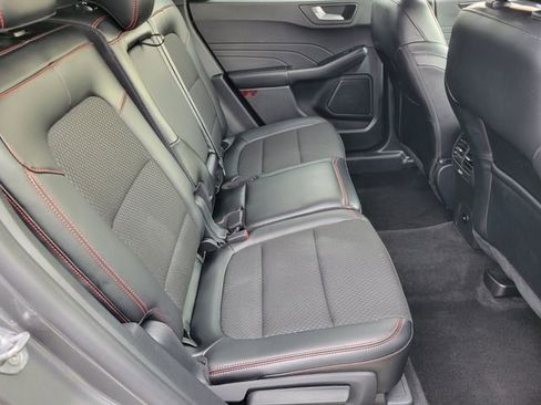 Used 2025 Ford Escape ST-Line w/ Cold Weather Package image 14