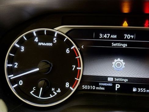 Used 2023 Nissan Rogue SV image 12