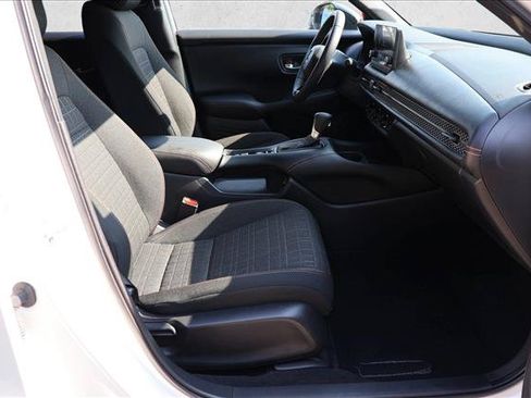 Used 2024 Honda HR-V Sport image 28