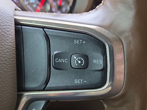 Used 2020 RAM 1500 Limited image 22