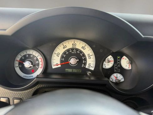 Used 2014 Toyota FJ Cruiser 4WD w/ Upgrade Package image 23