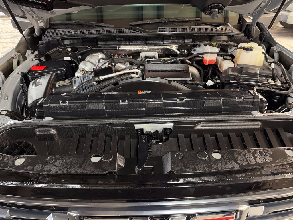 Used 2024 GMC Sierra 3500 AT4 w/ AT4 Premium Plus Package AWD/4WD image 10