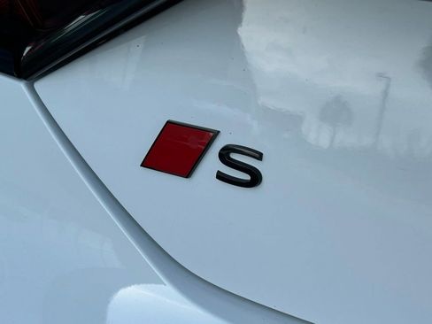 Used 2025 Audi S e-tron GT Premium Plus AWD/4WD image 52