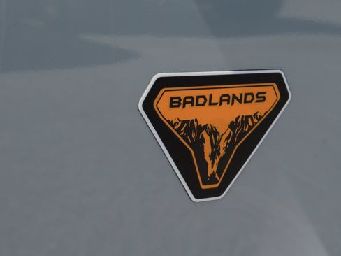 Used 2023 Ford Bronco Sport Badlands w/ Premium Package AWD/4WD image 19