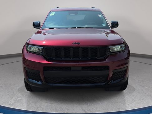 Used 2025 Jeep Grand Cherokee L Laredo AWD/4WD image 2