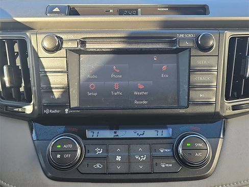 Used 2015 Toyota RAV4 XLE image 14