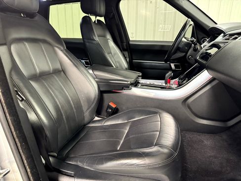 Used 2019 Land Rover Range Rover Sport HSE image 8