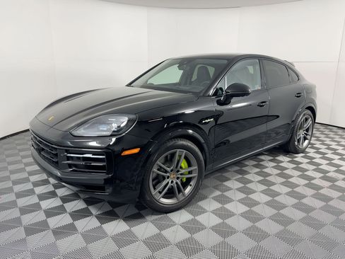 Certified 2024 Porsche Cayenne E-Hybrid Coupe AWD image 1