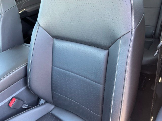 Certified 2023 Volkswagen Atlas SEL R-Line AWD/4WD image 15