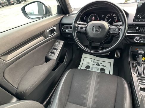 Used 2022 Honda Civic Sport image 13
