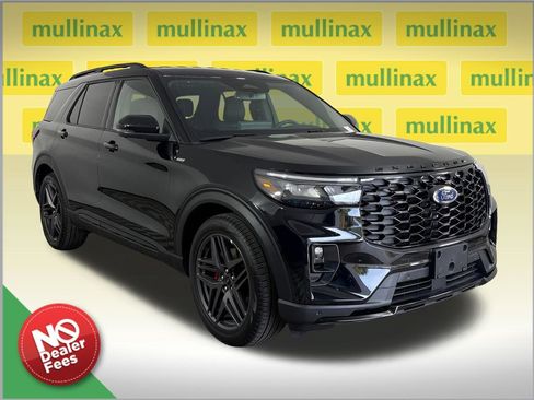 New 2026 Ford Explorer ST-Line w/ ST-Line Street Pack RWD image 1