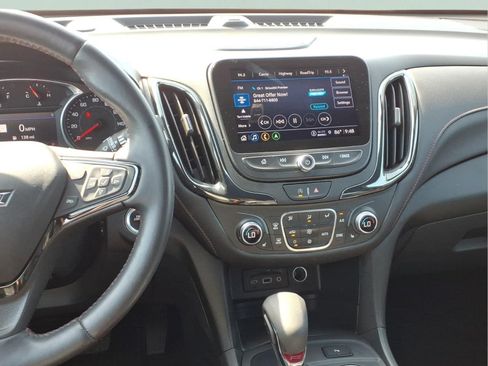 Used 2022 Chevrolet Equinox RS w/ RS Leather Package FWD image 6