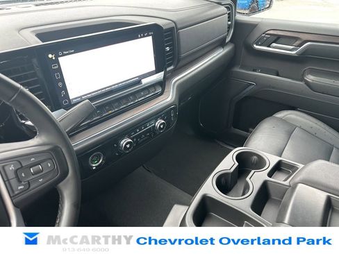 Used 2024 GMC Sierra 1500 SLT image 71