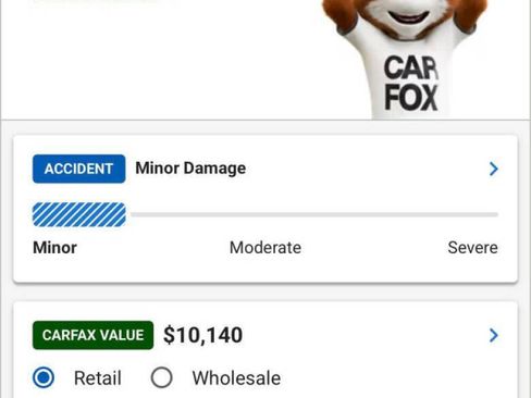 Used 2018 Ford Escape SE w/ Ford Safe & Smart Package FWD image 19