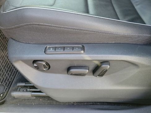 Used 2020 Volkswagen Tiguan SEL Premium R-Line w/ 3rd Row Seat Package image 30