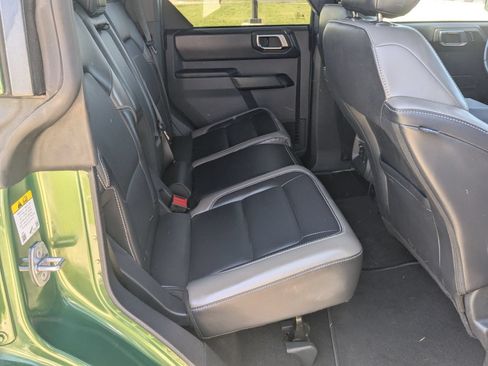 Used 2025 Ford Bronco Outer Banks AWD/4WD image 37