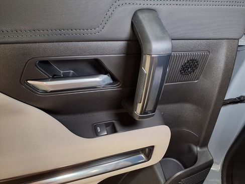 Used 2026 GMC Hummer EV SUV image 14