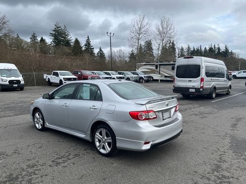 Used 2013 Toyota Corolla S w/ Premium Pkg image 3
