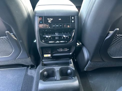 New 2025 Jeep Grand Cherokee L Laredo w/ Luxury Tech Group I AWD/4WD image 32