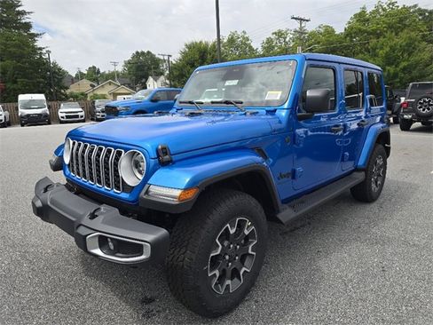 New 2025 Jeep Wrangler Sahara image 15