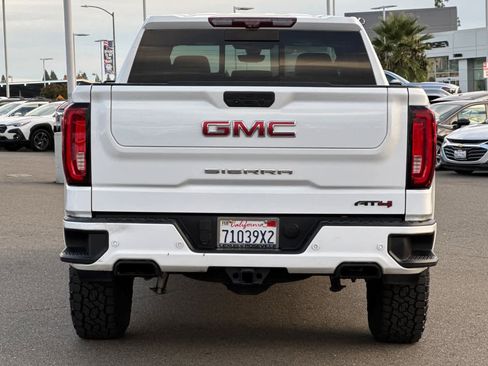 Used 2020 GMC Sierra 1500 AT4 w/ AT4 Premium Package image 8