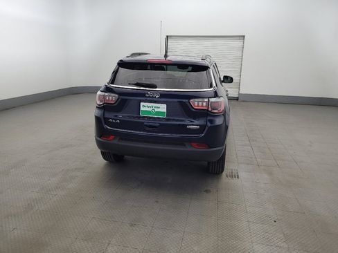 Used 2019 Jeep Compass Latitude AWD/4WD image 7