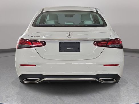 Used 2022 Mercedes-Benz E 350 Sedan image 8