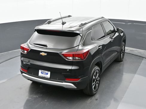 Used 2024 Chevrolet TrailBlazer LT w/ LT Cold Weather Package image 35