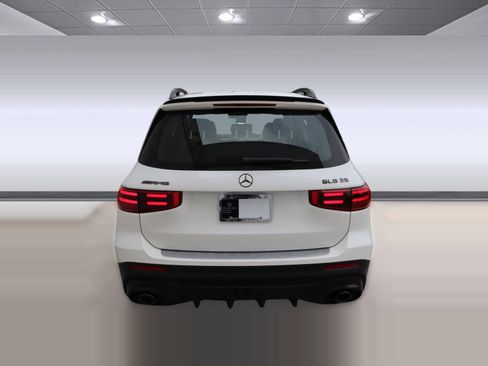 New 2025 Mercedes-Benz GLB 35 AMG 4MATIC image 8