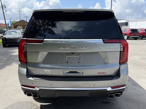 New 2026 GMC Yukon XL Denali w/ Sun & Power Step Package AWD/4WD image 9