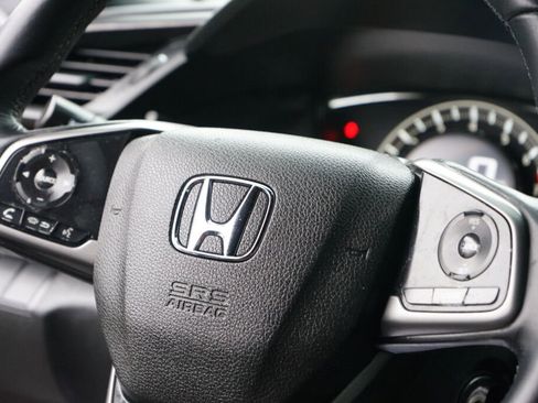 Used 2018 Honda Civic Sport image 11